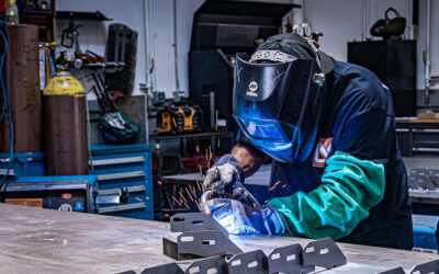 Welding Unveiled: Types, Industry Applications, and Balancing Pros & Cons