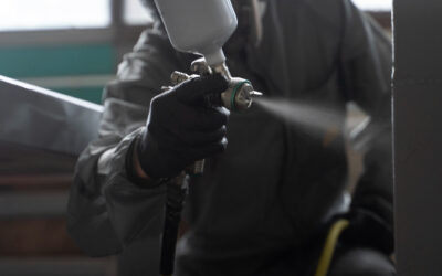 How Powder Coating Extends the Life of Metal Parts in Harsh Environments